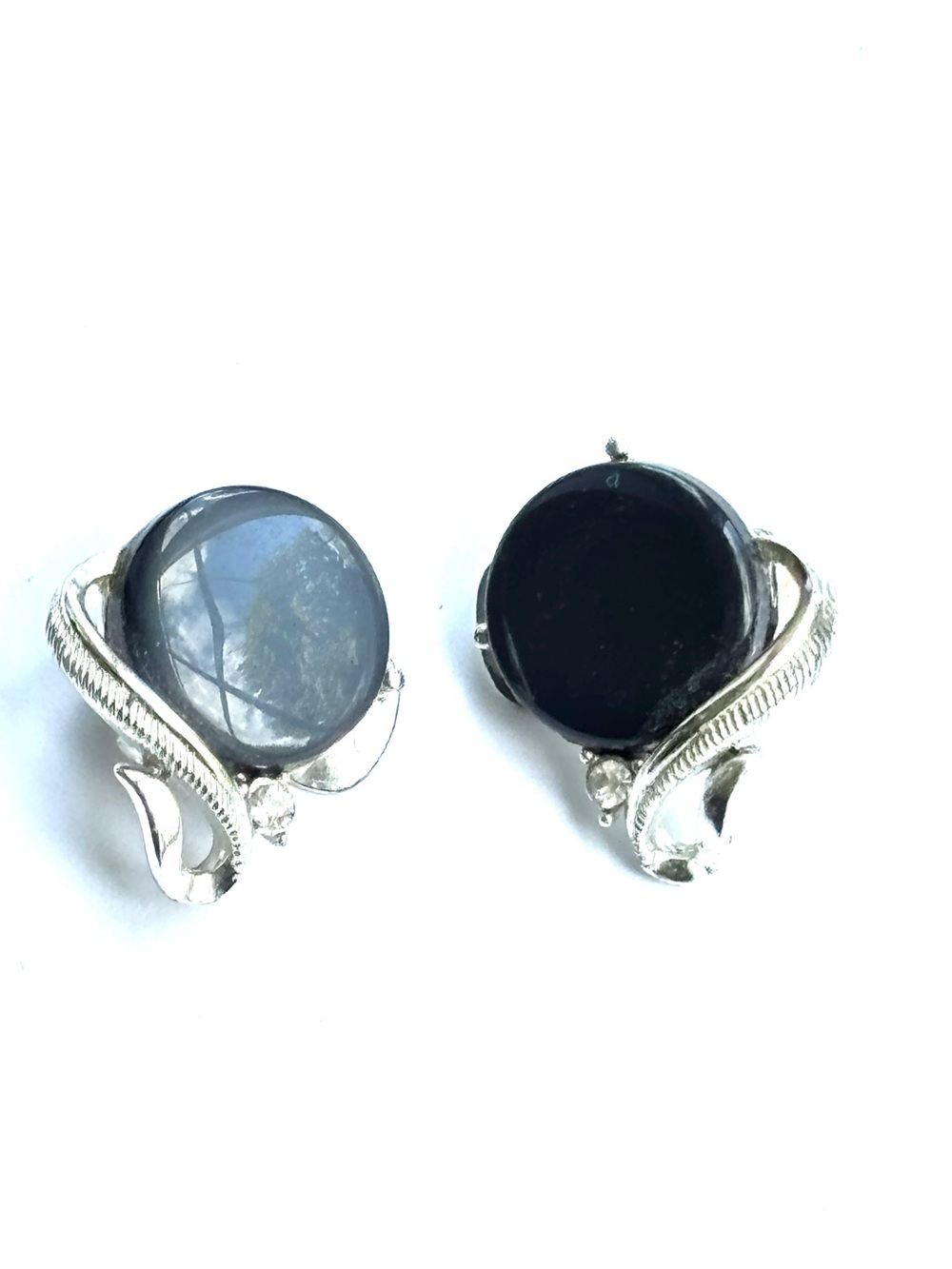 Coro Signed Vintage Black Cabochon Silver Tone Clip On Earrings MCM